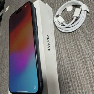 Iphone 15 pro max 256gb unlocked. In very good condition